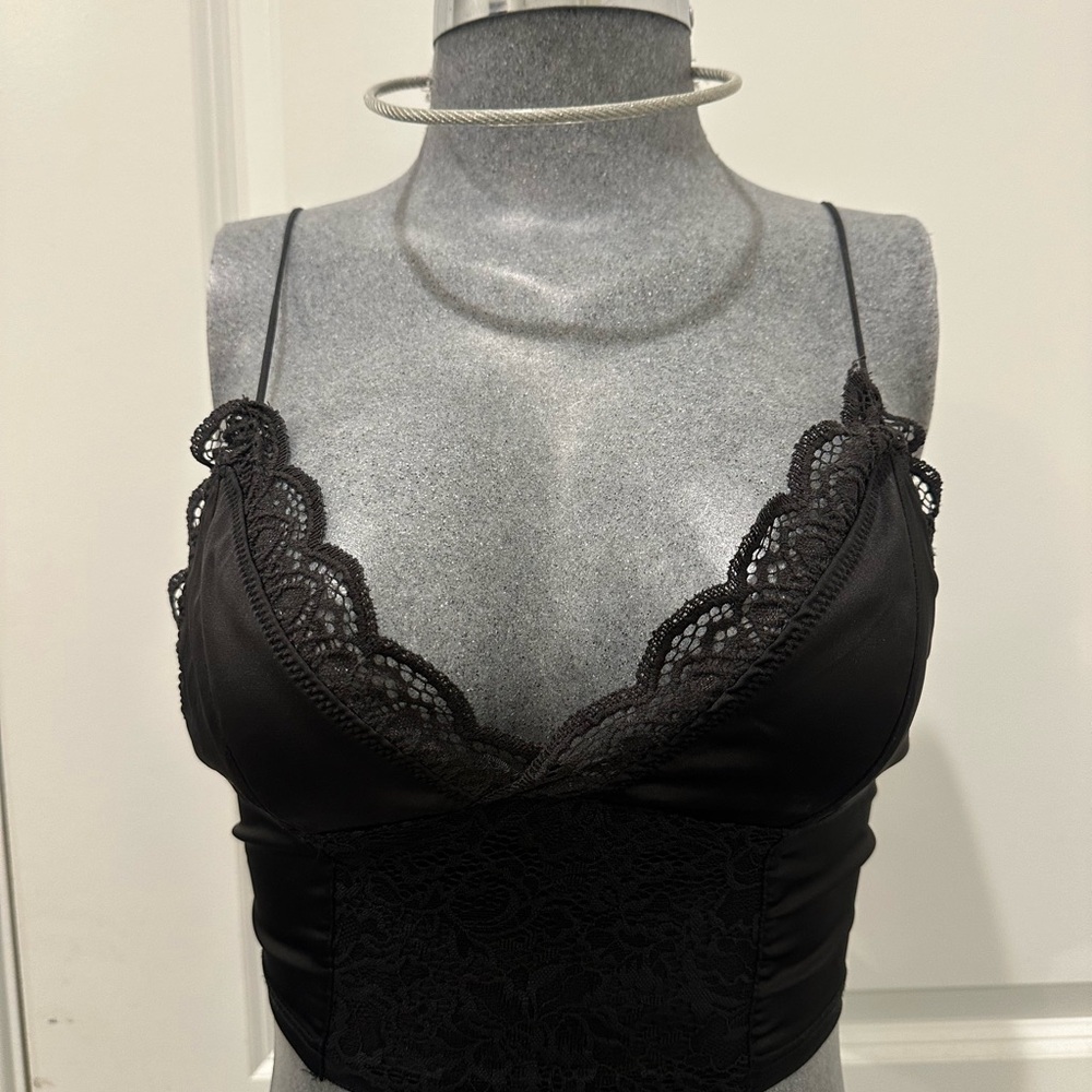 Zara Black Lace Bra with Adjustable Straps
